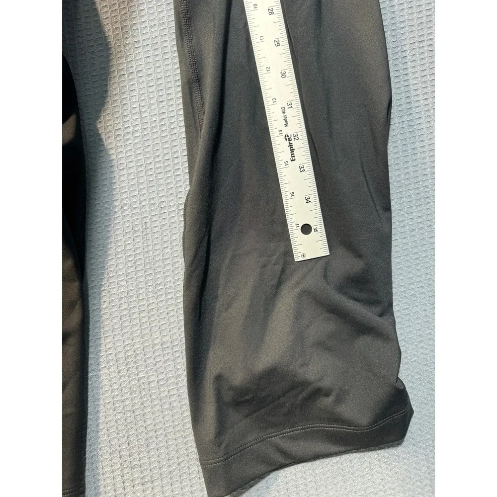 Nike sleek athletic